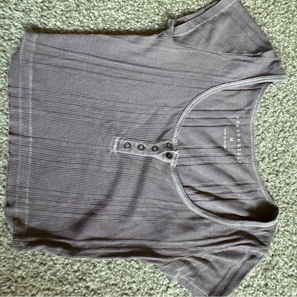Aeropostale purple-grey  cropped tee